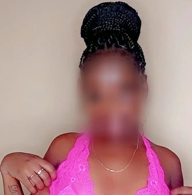 Mónica, 31 años